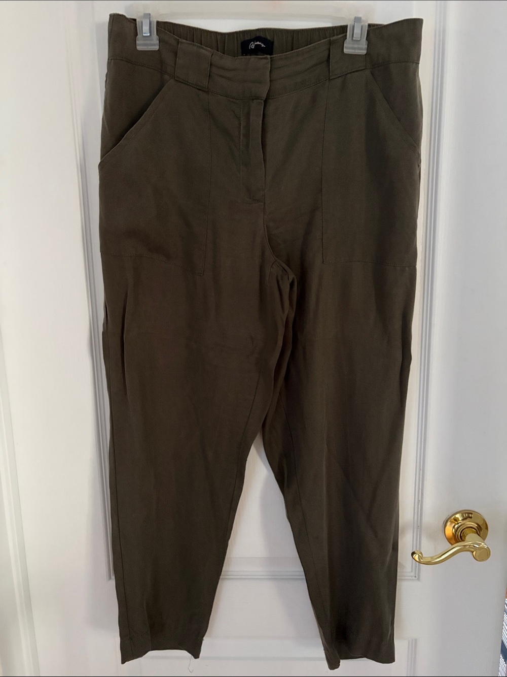 Reitmans Olive High-Rise Tapered Ankle Pants